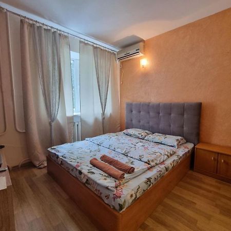 דנייפרופטרובסק Апартаменты В Центре На Гагарина מראה חיצוני תמונה